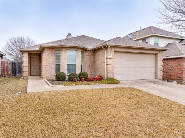 800 Mahogany Drive