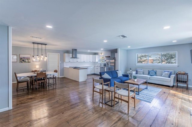 5729 Westlawn Drive