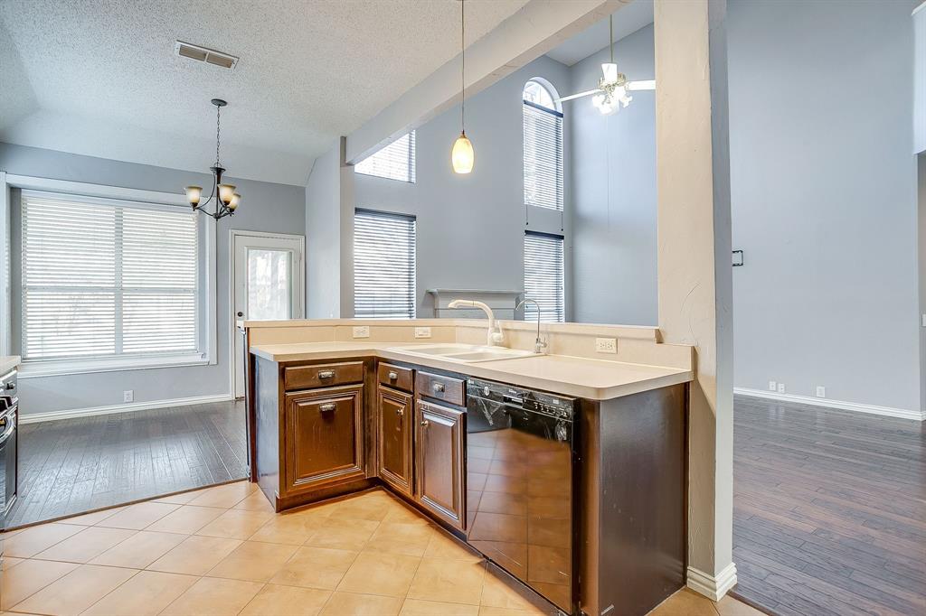 519 Deerwood Drive - Photo 11