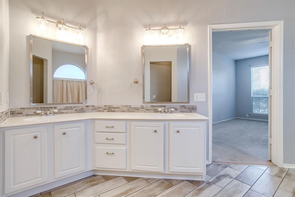 519 Deerwood Drive - Photo 22