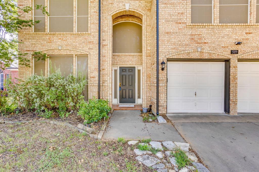 519 Deerwood Drive - Photo 3