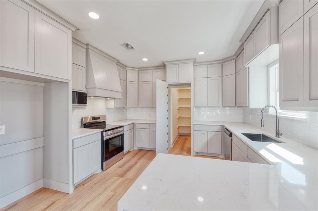 808 N Main Street - Photo 12