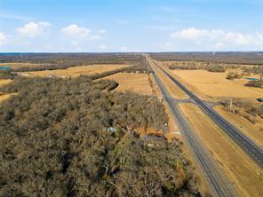 1469 Highway 31 - Photo 5