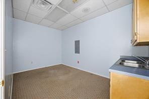 2108 Monroe Street - Photo 11