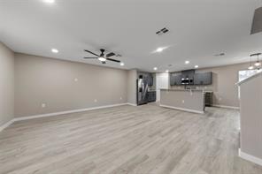 1905 Sanger Avenue - Photo 2