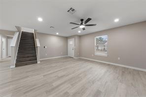 1905 Sanger Avenue - Photo 3