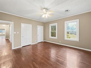 720 E Leslie Street - Photo 12