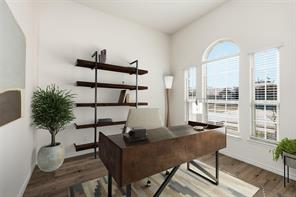 4009 Savoy Way - Photo 4