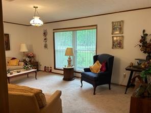 102 E Crockett Street - Photo 10