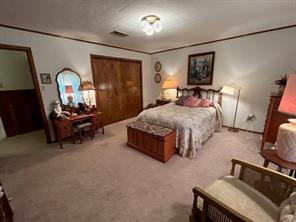 102 E Crockett Street - Photo 14