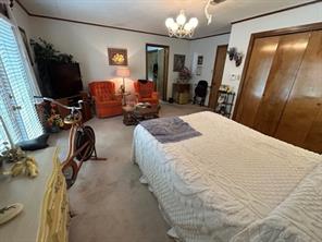 102 E Crockett Street - Photo 17