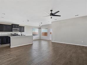9805 Summerton Drive - Photo 2