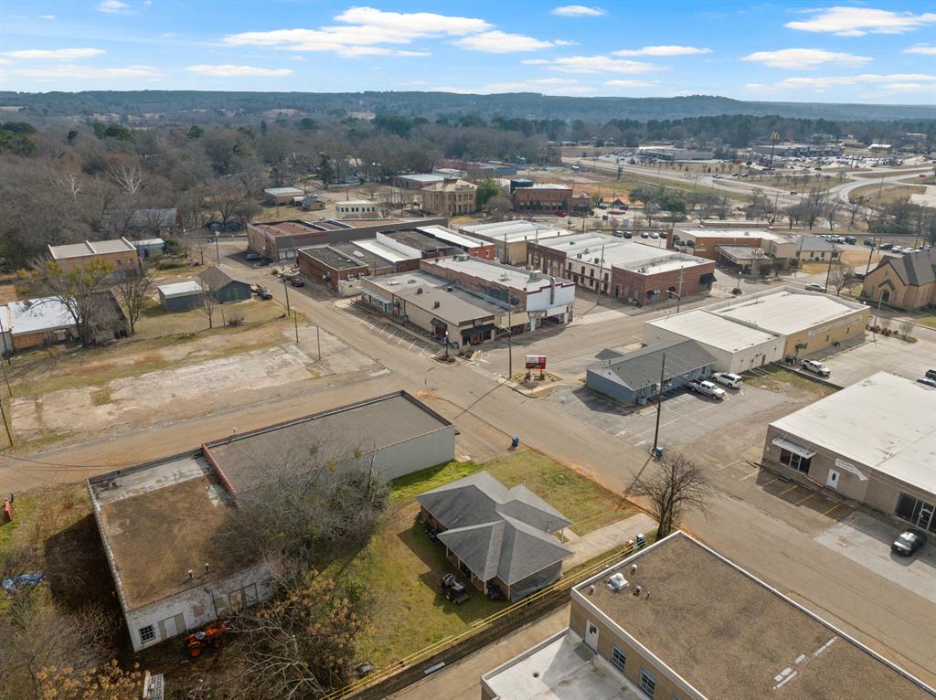 112 N Lamar Street - Photo 33