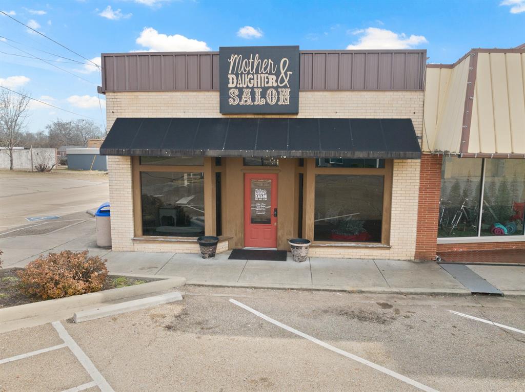 112 N Lamar Street - Photo 6