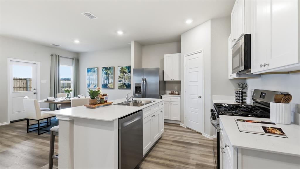 1149 BELHAVEN Street - Photo 4