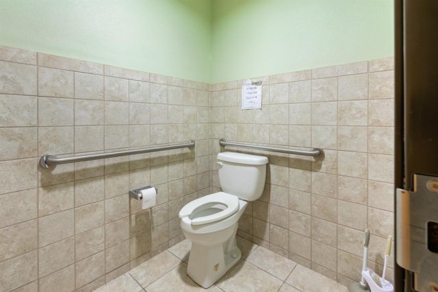 Photo 28