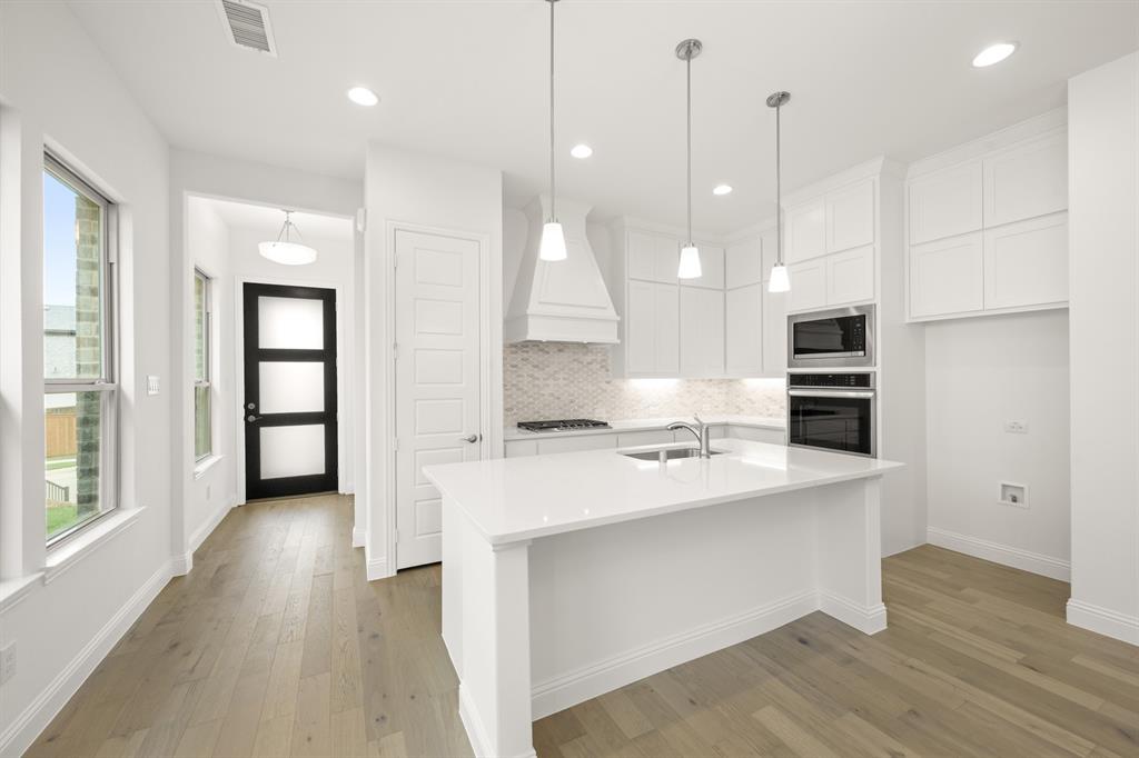 1540 Euclid Alley - Photo 13