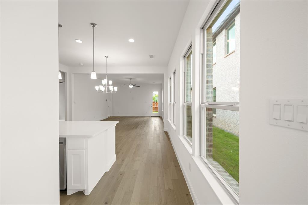 1540 Euclid Alley - Photo 18