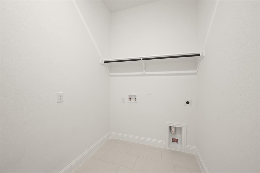 1540 Euclid Alley - Photo 34