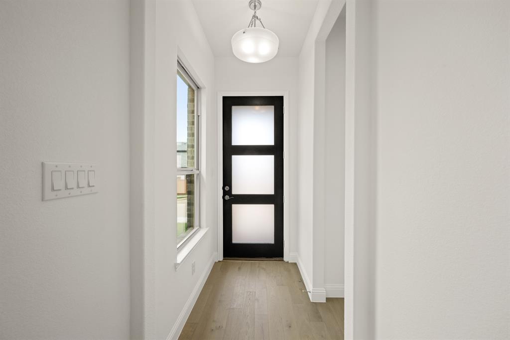 1540 Euclid Alley - Photo 7