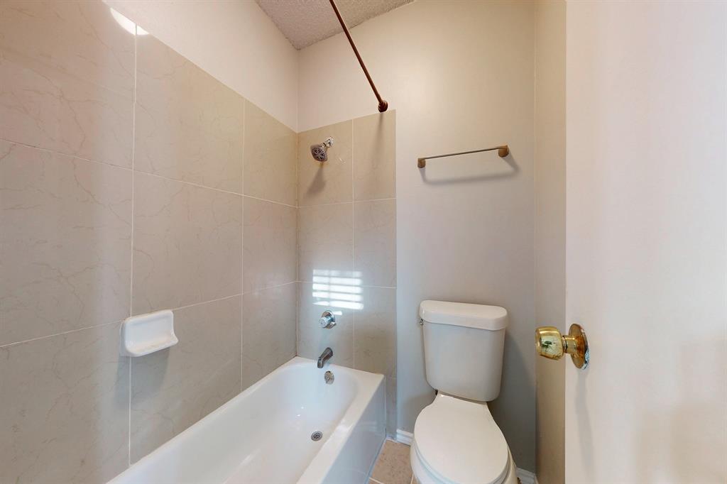 12484 Abrams Road - Photo 22