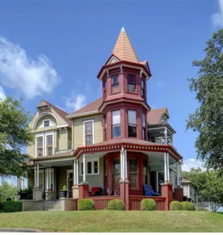 1105 Palo Pinto Street - Photo 1