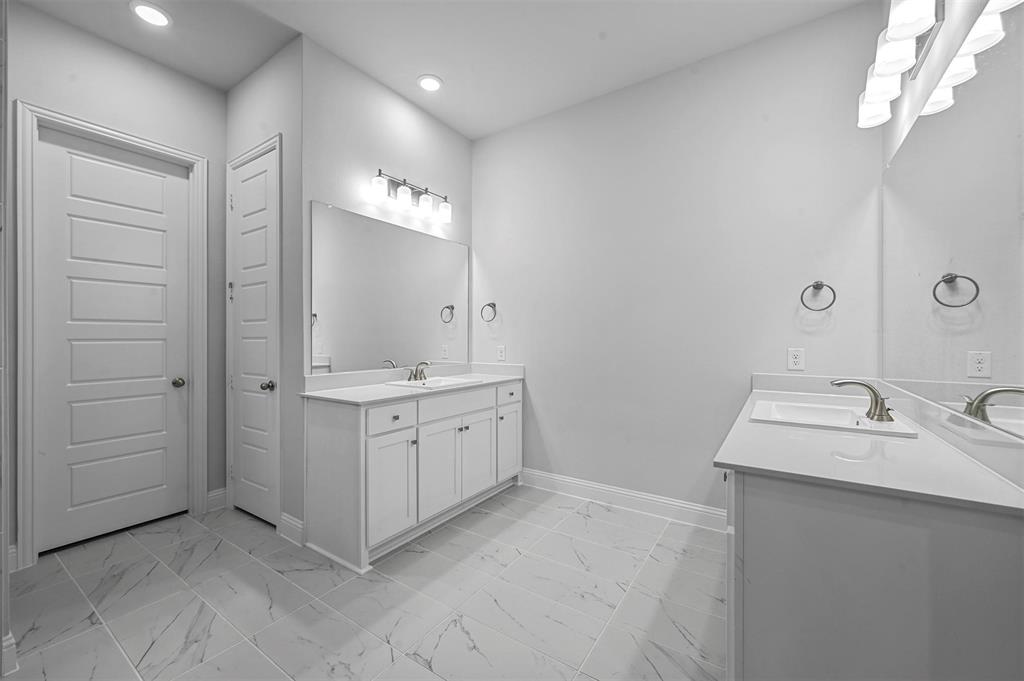 2210 Balboa Drive - Photo 14