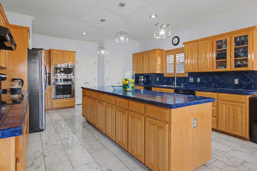 6400 Briercliff Court - Photo 9