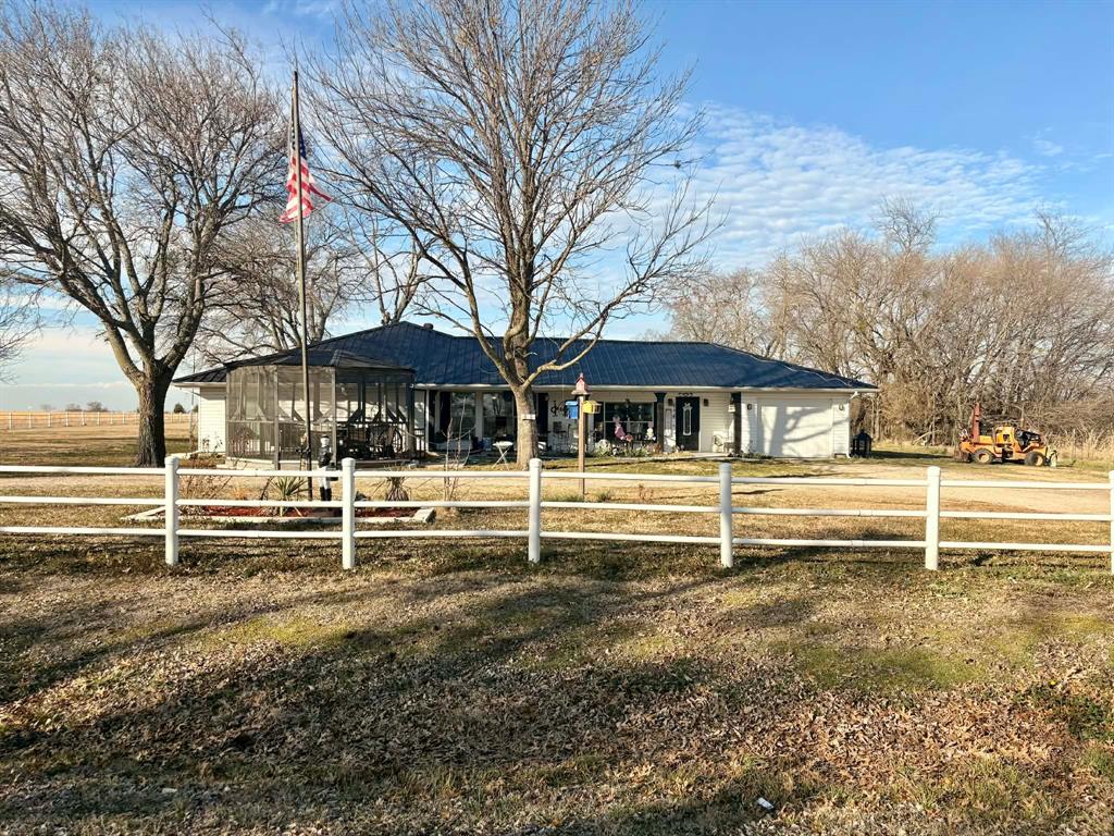 636 County Road 1535 - Photo 1