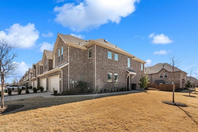 1311 Hill Country Place