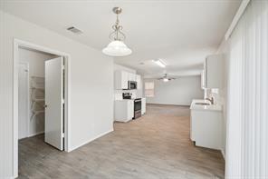 2121 Franks Street - Photo 6