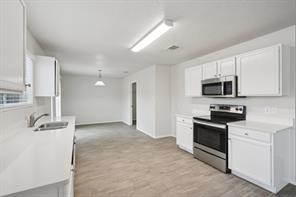 2121 Franks Street - Photo 8