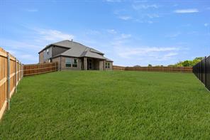 411 Hidden Lakes Drive - Photo 4