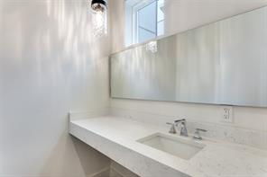 341 College Avenue - Photo 17