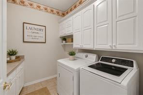 1810 Plum Creek Drive - Photo 32
