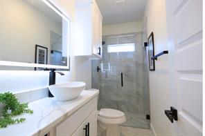 5824 Plum Dale Road - Photo 13
