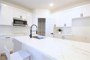 5824 Plum Dale Road - Photo 18