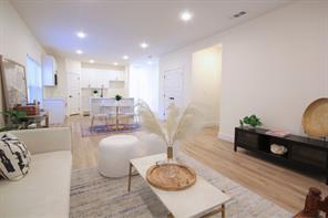 5824 Plum Dale Road - Photo 9