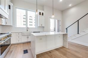 218 E Dallas Road - Photo 9