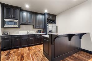 1208 N Industrial Boulevard - Photo 17