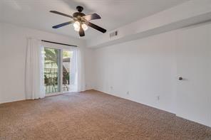 5305 Fleetwood Oaks Avenue - Photo 10