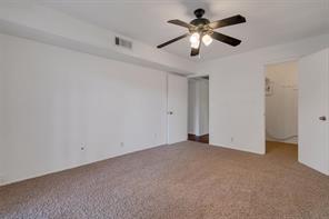 5305 Fleetwood Oaks Avenue - Photo 11