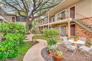 5305 Fleetwood Oaks Avenue - Photo 15