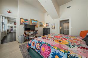 411 W 7th Street - Photo 11