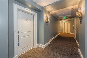411 W 7th Street - Photo 21