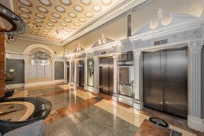 411 W 7th Street - Photo 22