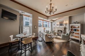 411 W 7th Street - Photo 24