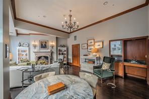 411 W 7th Street - Photo 25