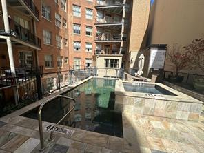 411 W 7th Street - Photo 29