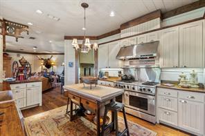 525 E Hickory Hill Road - Photo 12